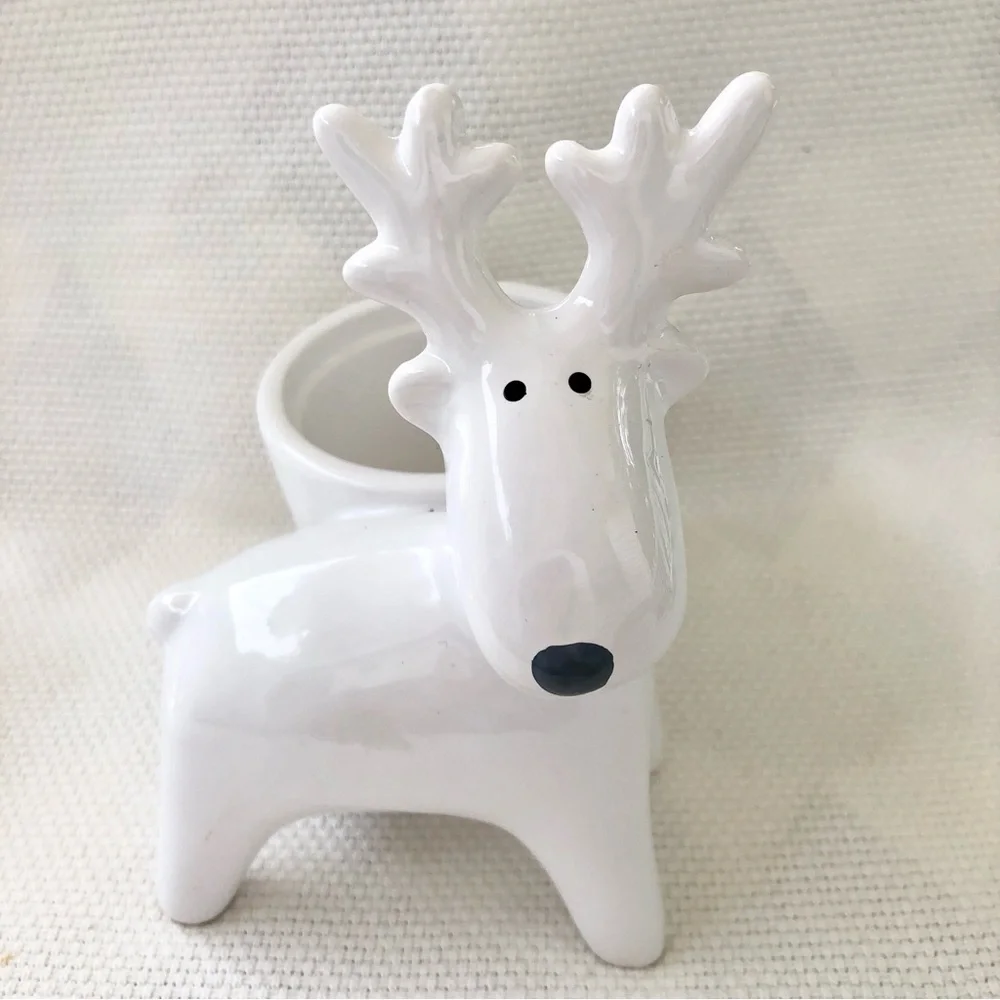 White Ceramic Reindeer Planter Christmas Holiday winter tea light plants NWT